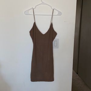 Fitted brown dress